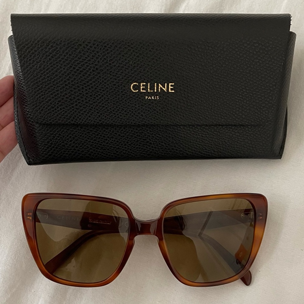 Celine Cat Eye Sunglasses CL400471